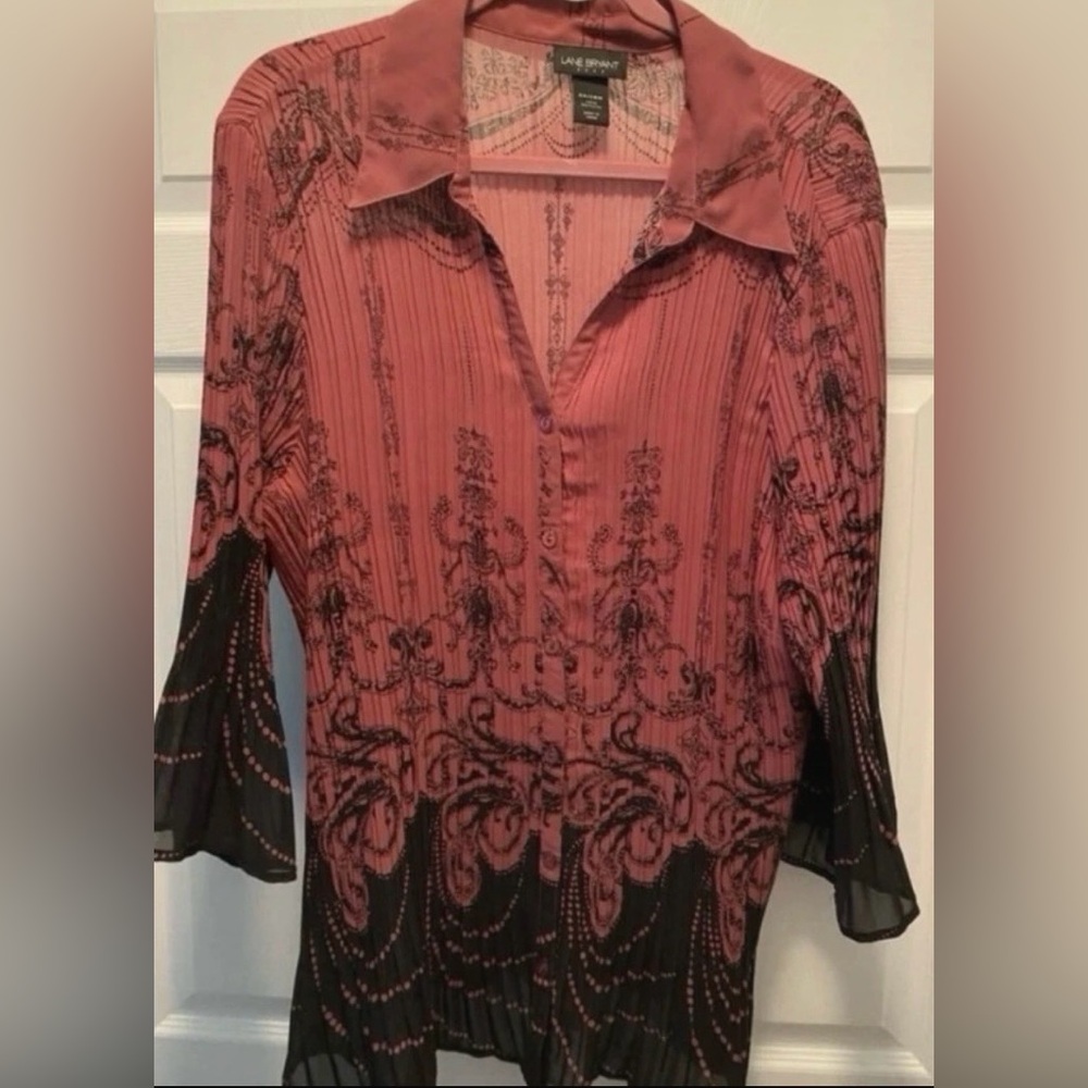 Lane Bryant Woman’s Shirt/Blouse 26/28 Button Down Maroon /Black 3/4 Sleeve